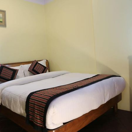 Heritage Home Hotel And Guest House Катманду Экстерьер фото