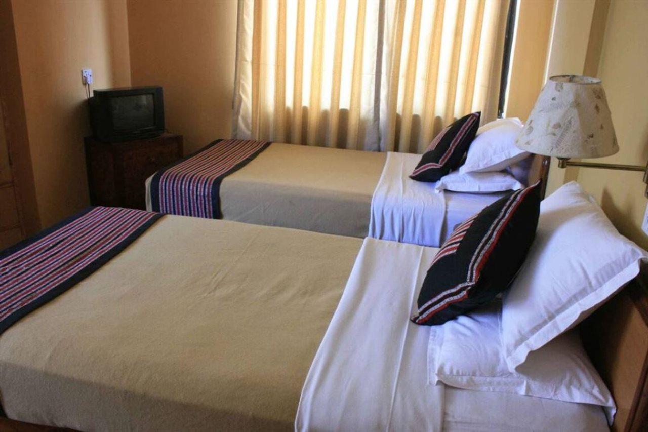 Heritage Home Hotel And Guest House Катманду Экстерьер фото