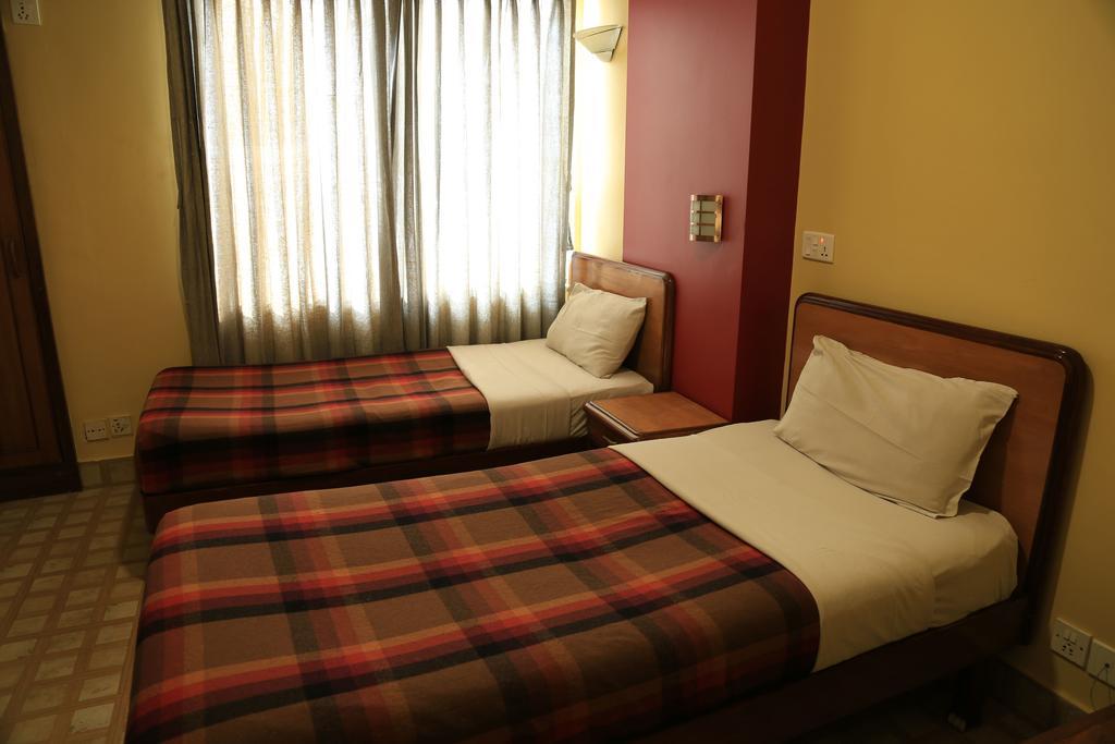 Heritage Home Hotel And Guest House Катманду Экстерьер фото