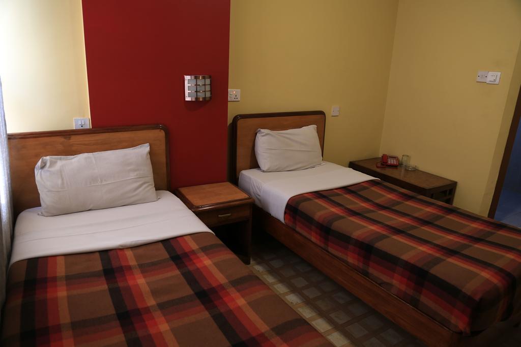 Heritage Home Hotel And Guest House Катманду Экстерьер фото