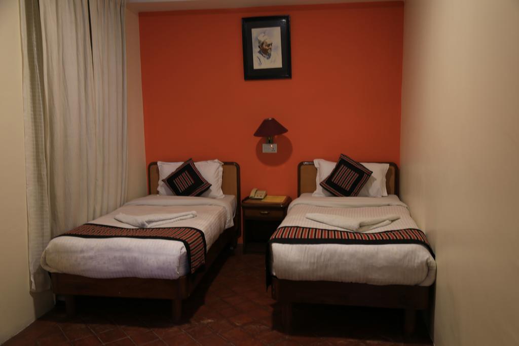 Heritage Home Hotel And Guest House Катманду Экстерьер фото