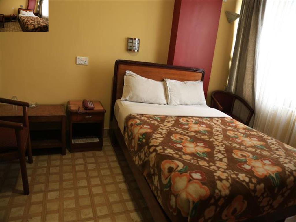 Heritage Home Hotel And Guest House Катманду Экстерьер фото