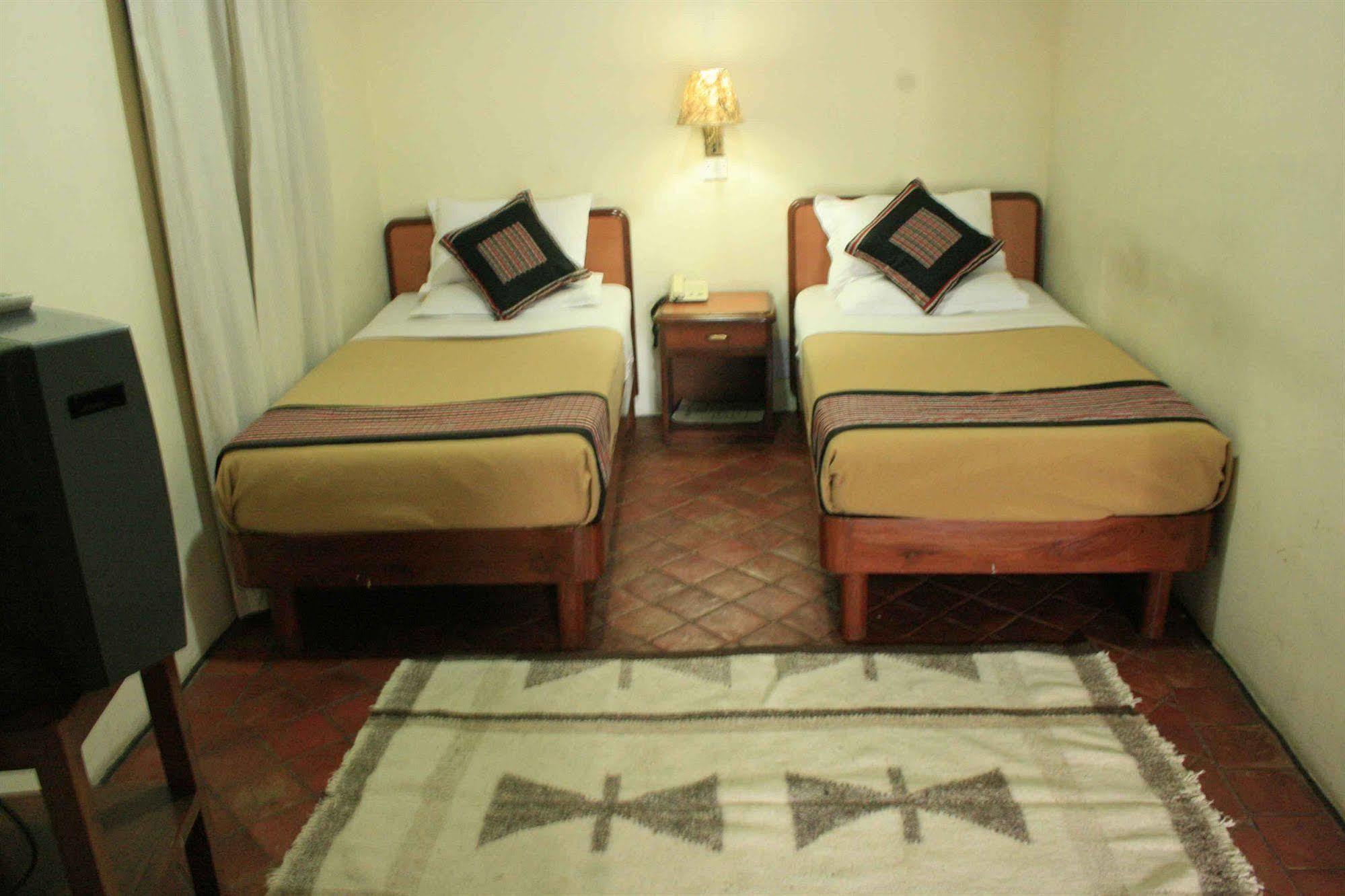 Heritage Home Hotel And Guest House Катманду Экстерьер фото