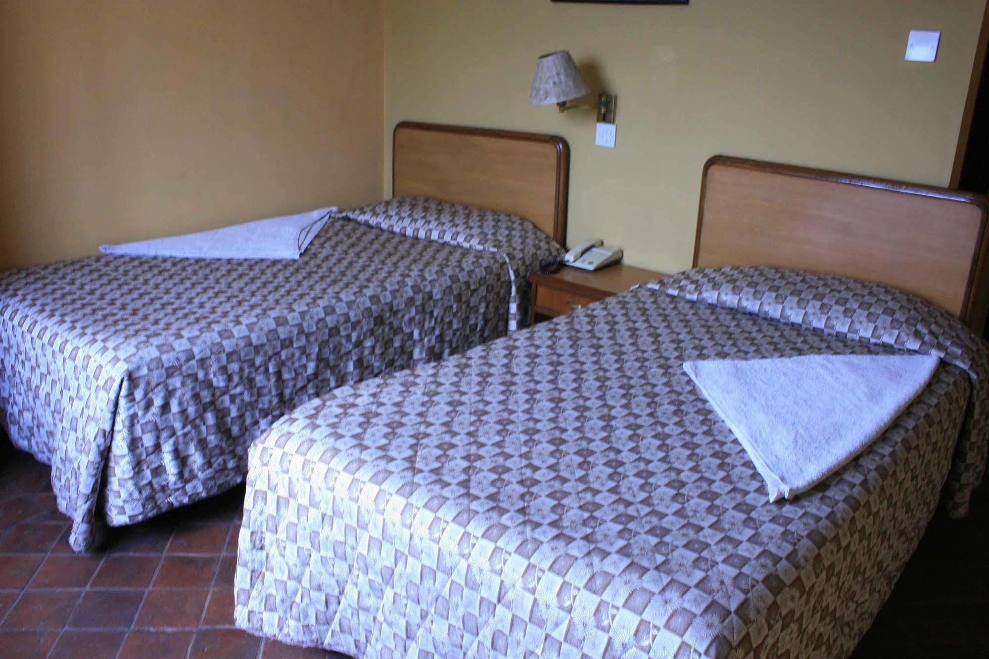 Heritage Home Hotel And Guest House Катманду Экстерьер фото